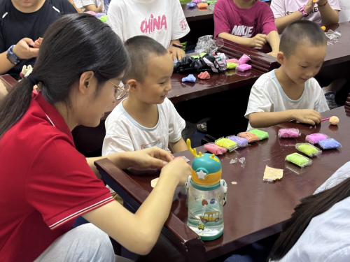 安徽师范大学七彩课堂 七彩课堂传承十三载，爱心支教圆满收官