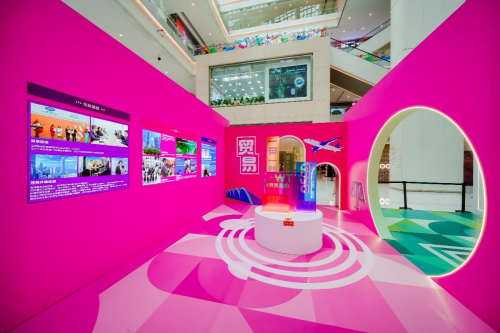 “三个中心 一个高地——服务国家战略 赋能香港未来”  巡回展览（天津站）隆重登场