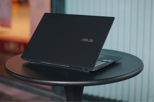 多面手必备，华硕无畏Pro16 2025酷睿9标压+RTX50双芯加持