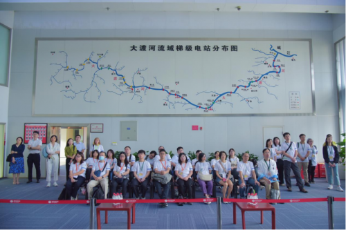 中國神華能源之旅：探綠色能源 悟中華文化