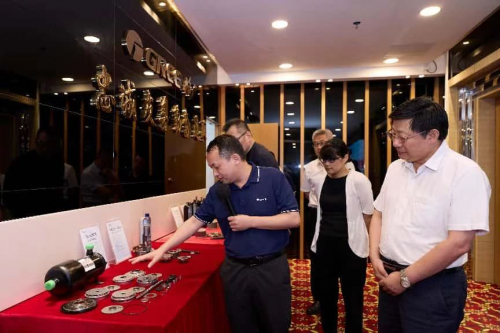 全网热议格力硬核黑科技，两项核心技术再获国际领先鉴定！