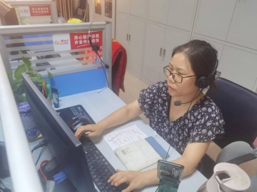 以心相连，服务至臻：记VIP客户经理王佳佳