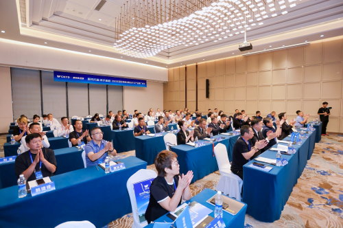 远大博林特电梯2025年经销商战略合作与产品推广会议西部站，臻・鸿系列家用梯西部市场首发