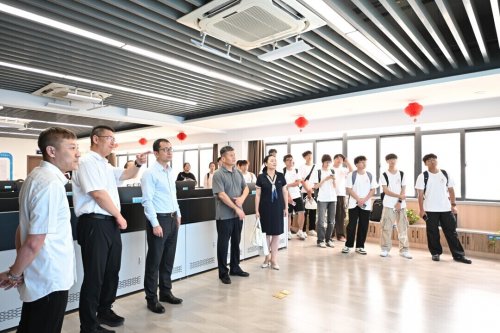 长安大学赴安徽马鞍山“交通促发展·科技共振兴”暑期社会实践活动圆满结束(图2)