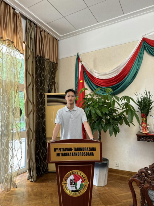 武夷山藏承茶叶董事长黄祥炜出席马达加斯加驻华大使馆商务交流活动