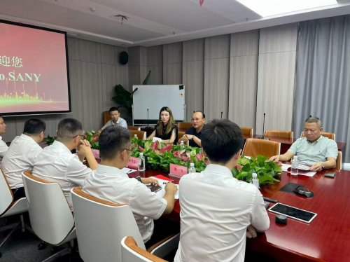 康海秀与世界500强企业福布斯“中国顶尖企业”三一重工会谈达成合作