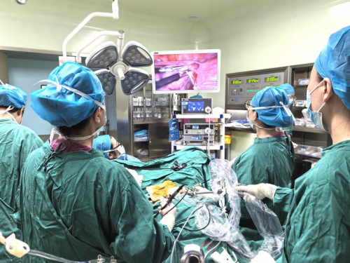 告别多年困扰，龙马潭区妇幼保健院腹腔镜下的新生！