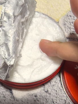 肌肤的守护者：Glysolid格兰素七十年匠心润泽之路