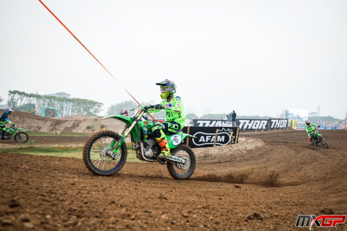 AR头盔亮相MXGP世界赛场