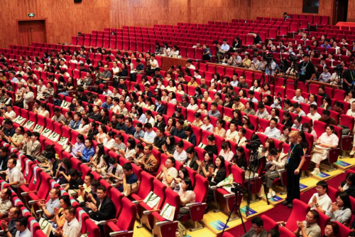 北京高校第十四届青年教师教学基本功比赛及第三届管理岗位青年教职工职业能力竞赛系列活动开幕式在北京大学举行