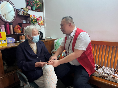 党建赋能志愿路 海珠“志愿红”守护群众“稳稳的幸福”