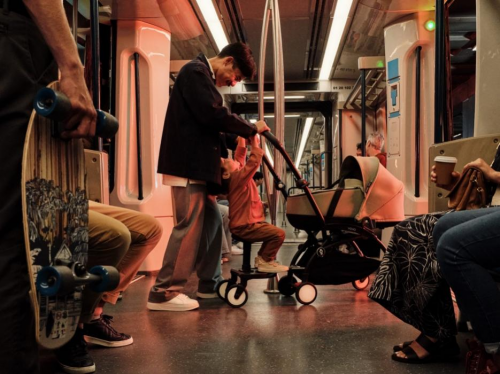 2025轻便婴儿推车实测报告：五大品牌深度对比，新手爸妈避坑指南！