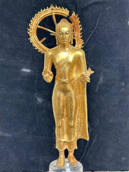典亚艺博呈现文明交融的佛教艺术瑰宝：跨越千年的金身对话
