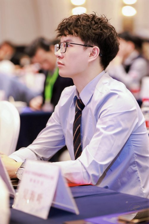 成都素美许智医生：学术输出促行业共进