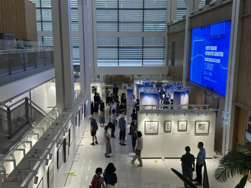 025“诗愈力”心理疗愈诗画互动展在浦东启幕"