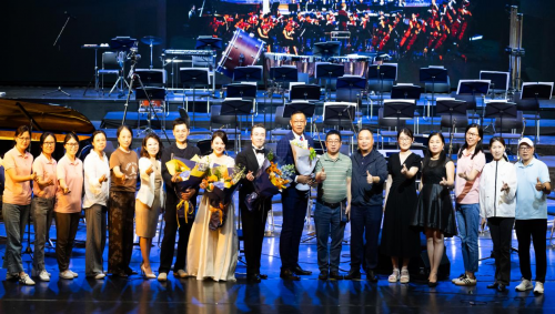 献礼“江山·月明”  铭记历史光辉