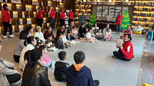 【核心价值观我践行】护苗行动暖社区 绿书签下共成长