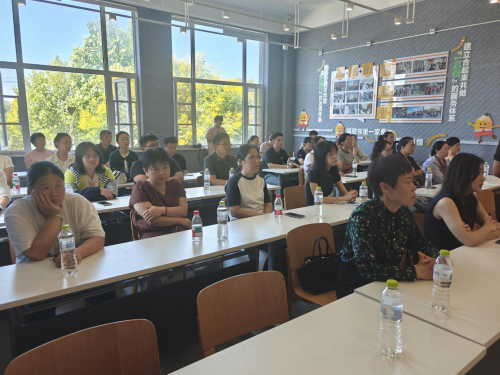 华盈青年文化书院以理论宣讲厚植青年文化凝聚奋进力量