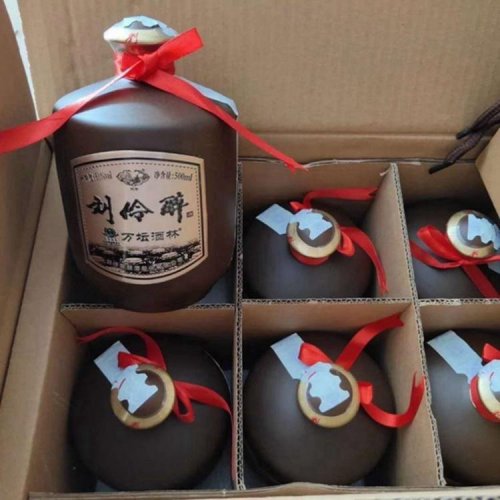 重阳节送长辈浓香白酒指南：7款佳酿选对心意，敬老更暖心