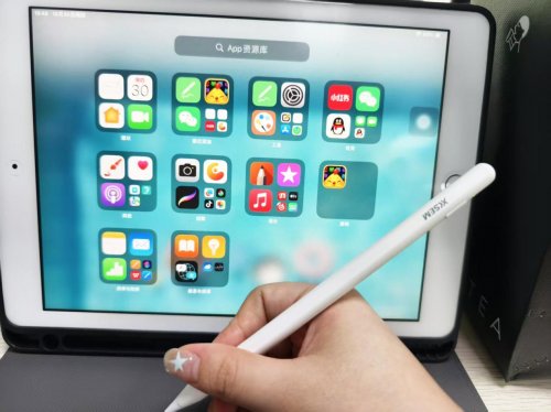 倍思电容笔好用吗?西圣、倍思两款iPad平替电容笔横评实测!
