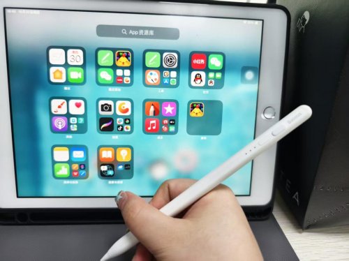 倍思电容笔好用吗?西圣、倍思两款iPad平替电容笔横评实测!