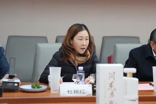 葵花酒業(yè)「問東方」獲酒協(xié)首肯，泰斗天團(tuán)為何集體為「問東方」站臺(tái)？