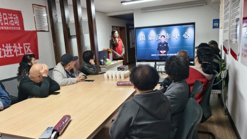 贵阳联通开展智慧助老公益活动 重阳佳节为长者送关怀 贵阳联通开展智慧助老公益活动 重阳佳节为长者送关怀