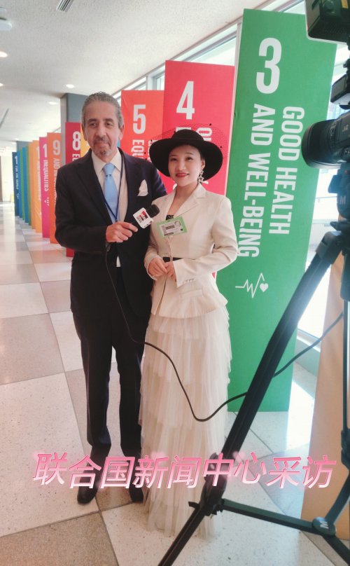 2025 年 3 月纽约联合国总部 周慧灵斩获全球杰出女性奖闪耀第 69 届妇女地位委员会 2025 年 3 月纽约联合国总部 周慧灵斩获全球杰出女性奖闪耀第 69 届妇女地位委员会