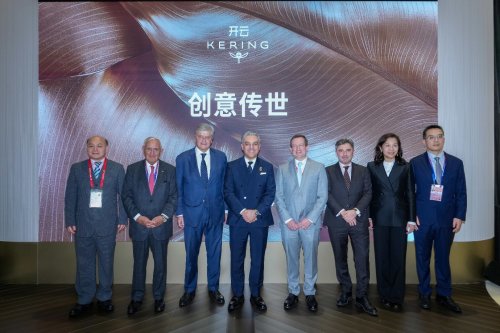 荟萃匠艺精品,礼赞“创意传世” 开云集团亮相第八届中国国际进口博览会_快讯_第2张_纵横网 荟萃匠艺精品,礼赞“创意传世” 开云集团亮相第八届中国国际进口博览会_https://www.izongheng.net_快讯_第2张