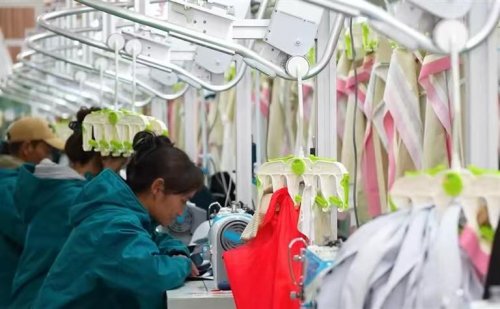 西藏长荣娜秀集团有限公司总经理叶万华 西藏长荣娜秀集团有限公司总经理叶万华