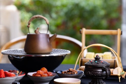 长城下的“古北汤泉季”：古北水镇打造冬季康养新业态