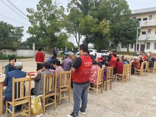 情暖桑榆联通有爱--鄂州联通以实干践行助老爱老办实事承诺