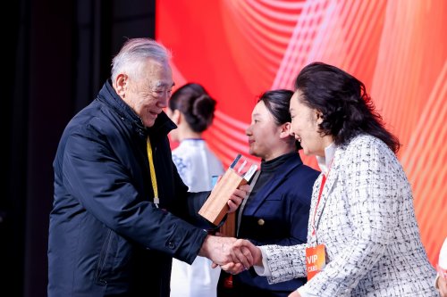 第十届中国品牌创新发展论坛即将启幕,共绘品牌强国新蓝图 第十届中国品牌创新发展论坛即将启幕,共绘品牌强国新蓝图