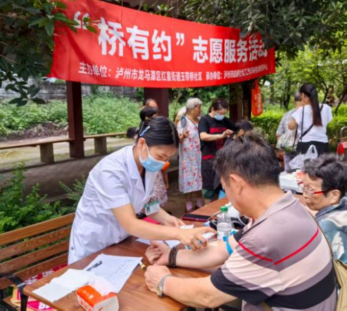 【暖心守护】龙马潭区妇幼保健院家庭医生团队：穿梭在社区的健康“摆渡人”(图2)