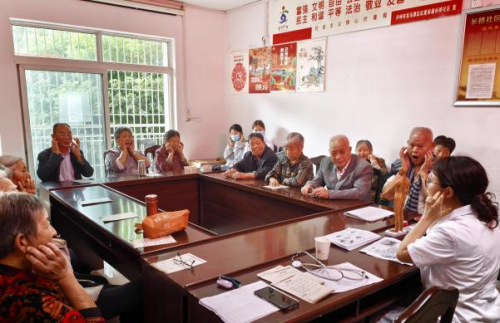 【暖心守护】龙马潭区妇幼保健院家庭医生团队：穿梭在社区的健康“摆渡人”(图4)