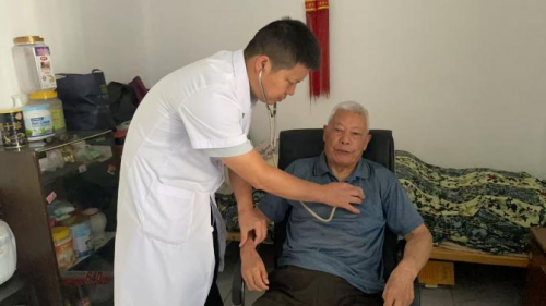 【暖心守护】龙马潭区妇幼保健院家庭医生团队：穿梭在社区的健康“摆渡人”(图6)