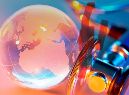 上德生命集团董事长席慕华 - 以中医智慧引领健康产业的实力派领袖