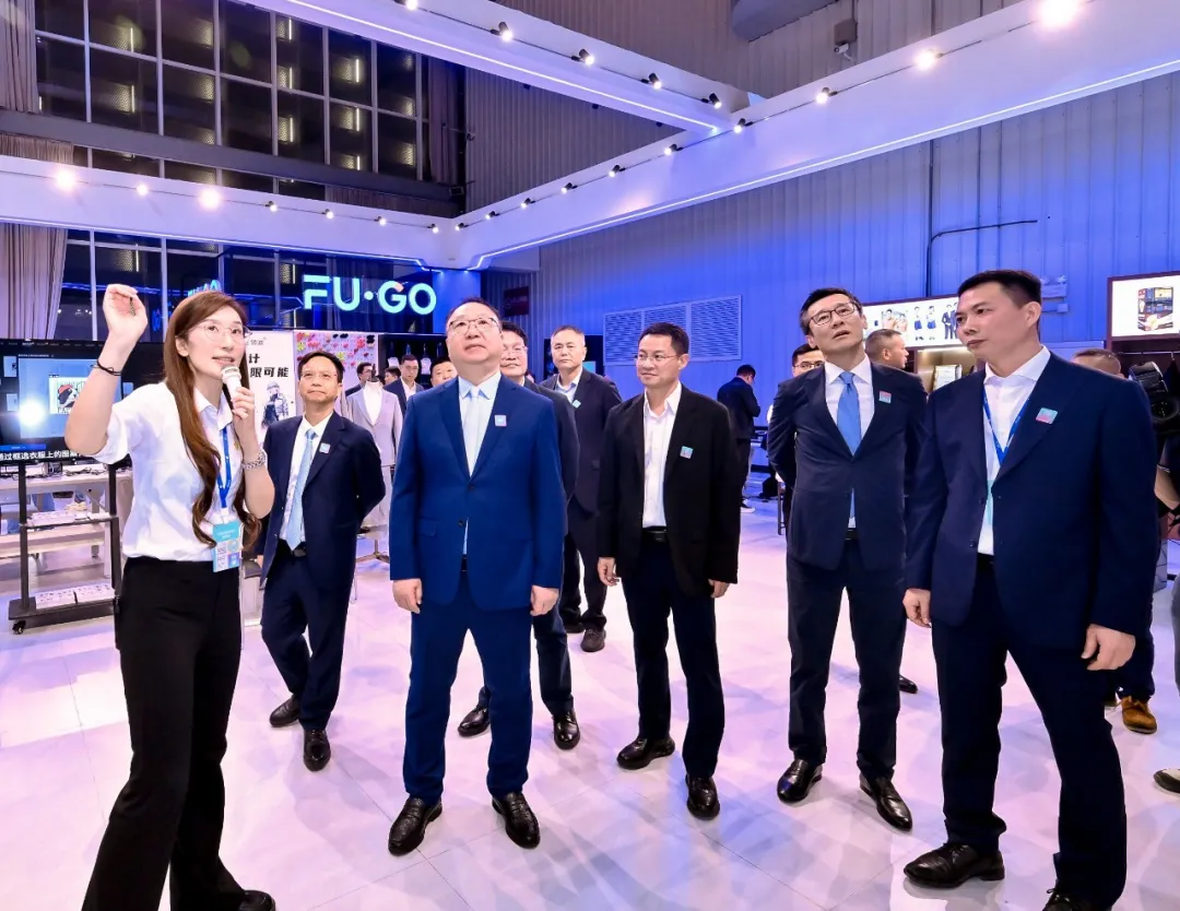 一“节”二“展” 三“秀”虎门富民携品牌集群盛装亮相2025“三会”