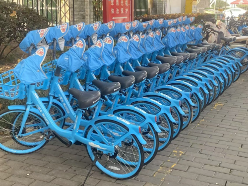 暖心守护古城冬日出行哈啰单车为西安市民加装"防风盔甲"