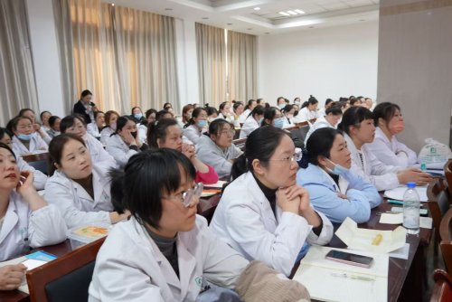 聚焦“全民免疫守护计划”，共筑换季健康防线