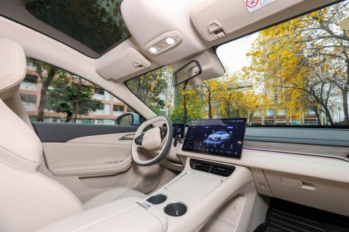 星海 S7 800V 超充版：大空间 +强滤震，探亲出行优选