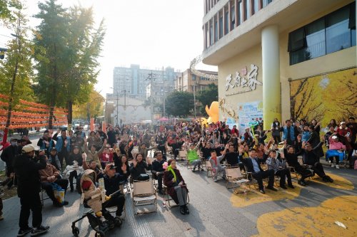 兴蓉社区第五届银杏季11月28日启幕:延续口碑热度,今年确“杏”再添新亮点第1张-成都新闻网 兴蓉社区第五届银杏季11月28日启幕:延续口碑热度,今年确“杏”再添新亮点第1张