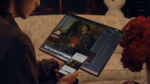 像素蛋糕亮相鸿蒙生态竞争力论坛，以领先 AI图像技术打造专业高效的创作体验