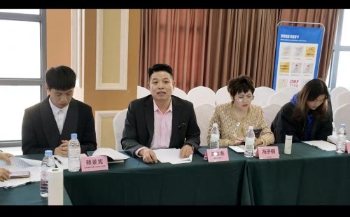 “走进崇高健康大舞台”第八届三次优秀践行者会议在赣州隆重召开 “走进崇高健康大舞台”第八届三次优秀践行者会议在赣州隆重召开