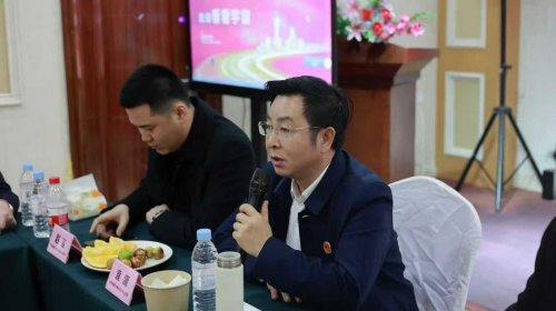 “走进崇高健康大舞台”第八届三次优秀践行者会议在赣州隆重召开 “走进崇高健康大舞台”第八届三次优秀践行者会议在赣州隆重召开