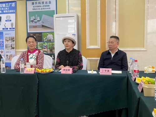 “走进崇高健康大舞台”第八届三次优秀践行者会议在赣州隆重召开 “走进崇高健康大舞台”第八届三次优秀践行者会议在赣州隆重召开