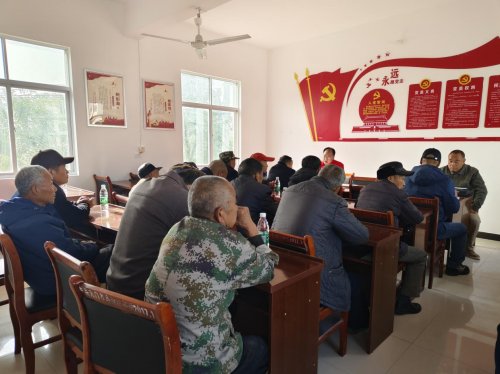 党音润民心，奋进聚合力！天门联通驻村工作队宣讲党的二十届四中全会精神