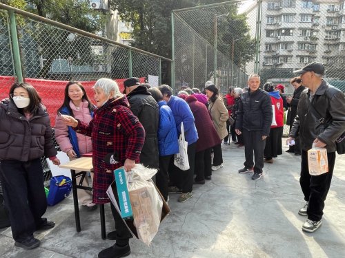 512院落邻里趣味运动会火热开赛：自组织牵头，共绘“熟人社区”新图景第1张