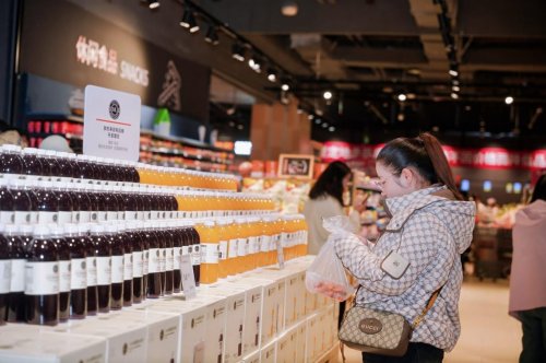 永辉超市昆明呈贡吾悦店12.12焕新开业 以“胖东来模式”深耕春城品质生活