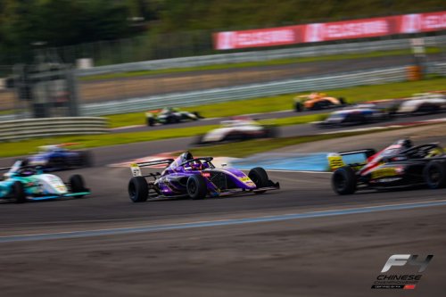 专访铭泰集团副总裁陈杰：在“私家车第一城”，打造一个顶级流量场